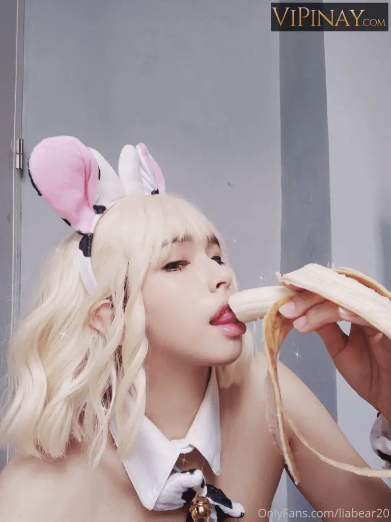 Emilia Ito 13
