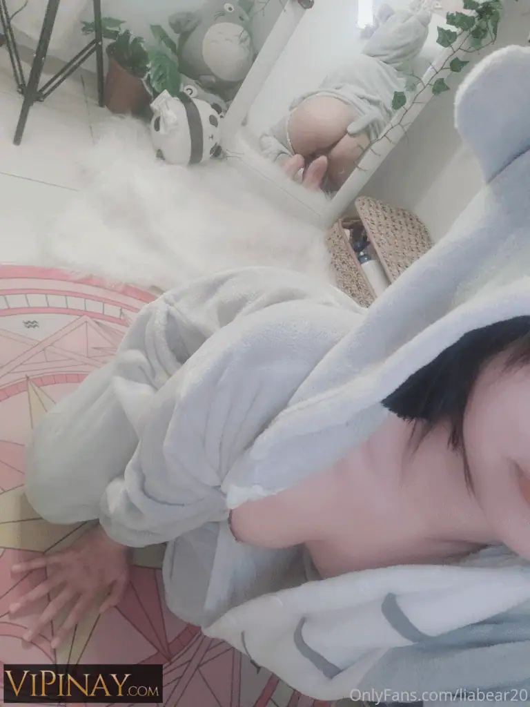 Emilia Ito 295