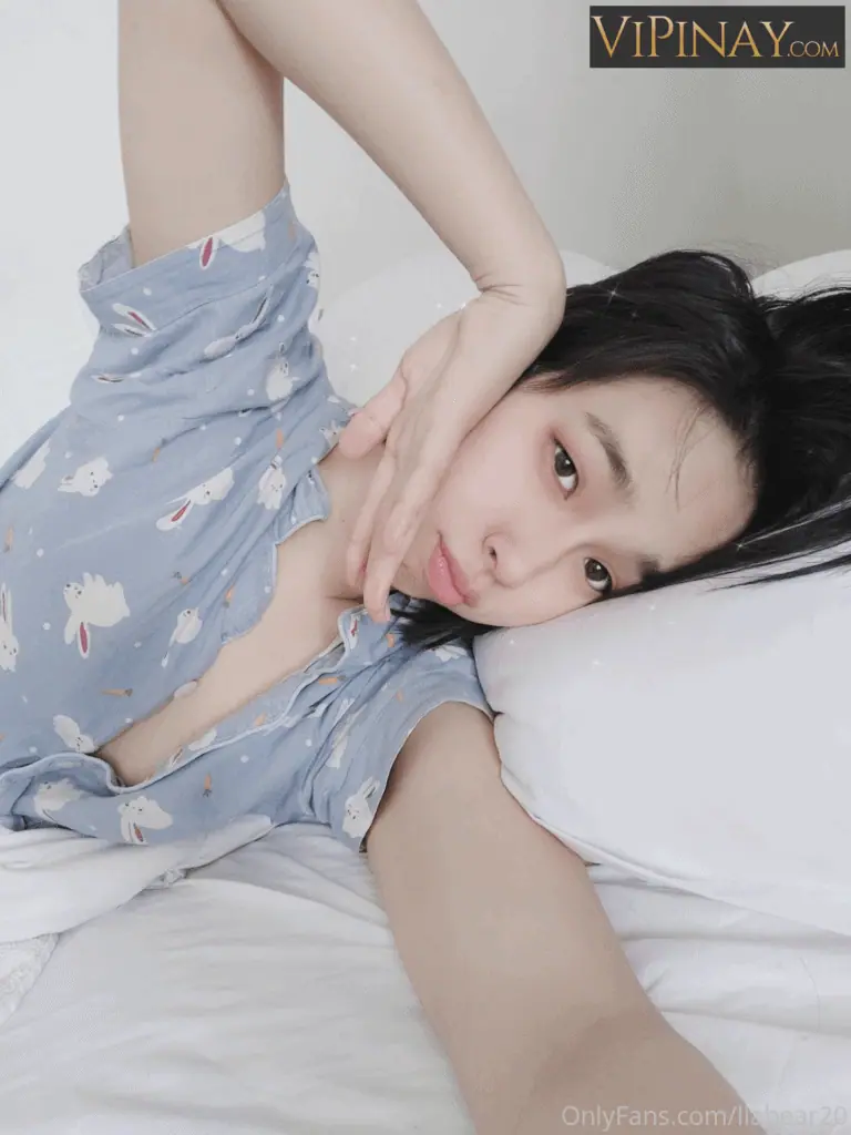 Emilia Ito 456