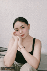 Rhianna Santos 81