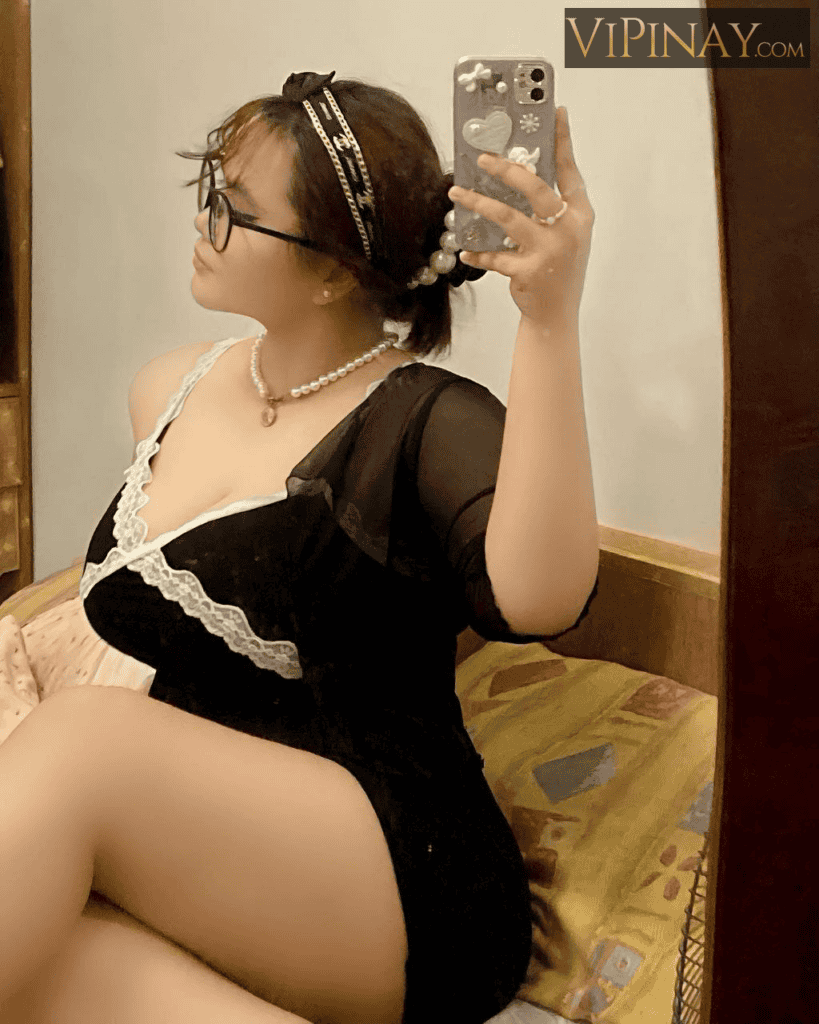 Valerie 15