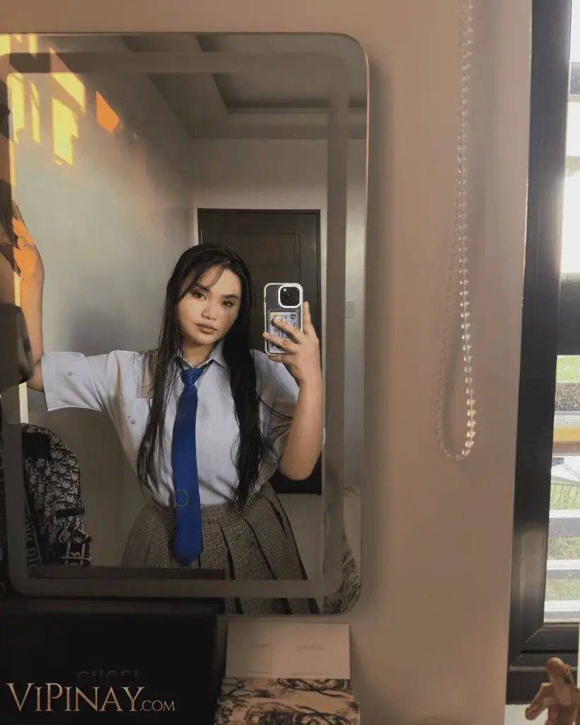 Valerie 23