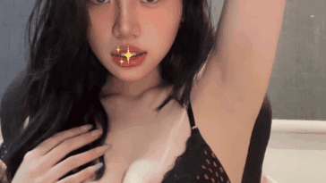 Caroline Yonson 6